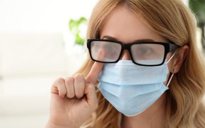 मास्क लगाउँदा चश्मामा बाफ जम्मा हुन नदिने के गर्ने ?