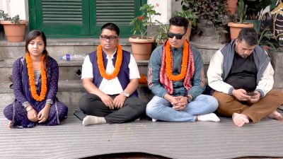 शुल्क वृद्धिको विरुद्धमा विद्यार्थीहरु आमरण अनशनमा !