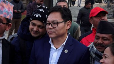 आज विश्व पर्यटन दिवस: पर्यटकहरुलाई मन्त्रीले गरे स्वागत