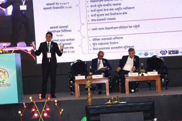 सहकारी क्षेत्रमा धेरै पक्षले जोखिम निम्त्याउँछः सीईओ गुरागाईं